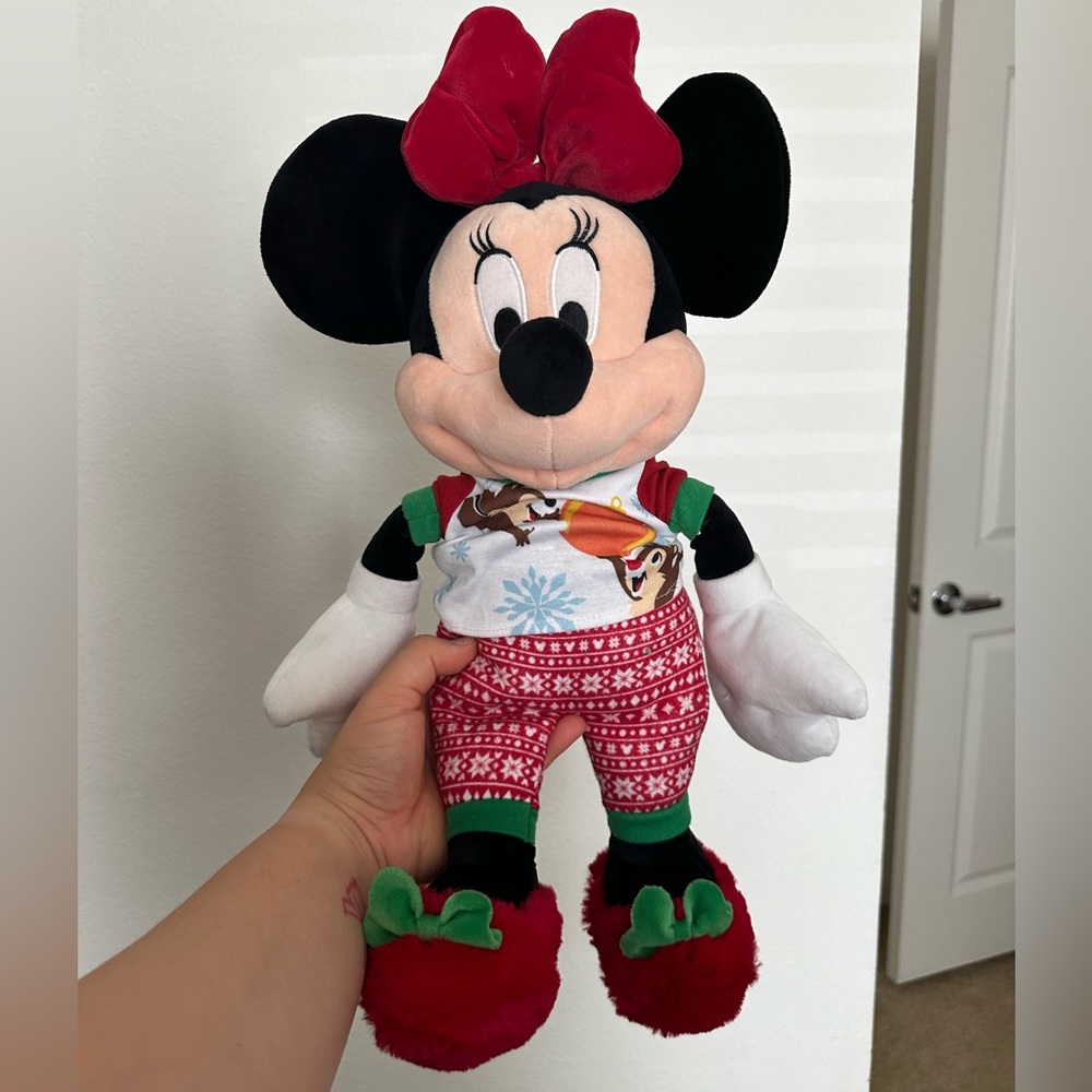 Minnie and Mickey christmas plushies